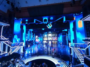 360°镜面舞台设计 视觉盛宴的全面升级——《跨界歌王》舞台艺术造型策划深度解析